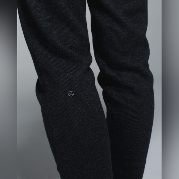 Lululemon Cabin Yogi Pant - Picture 7 of 12